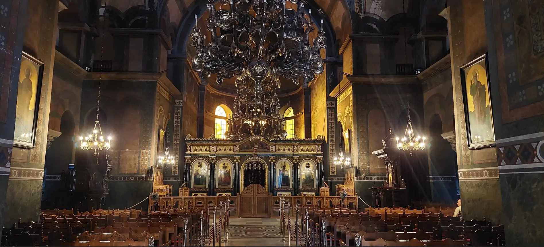 Ikonostas u crkvi u Solunu