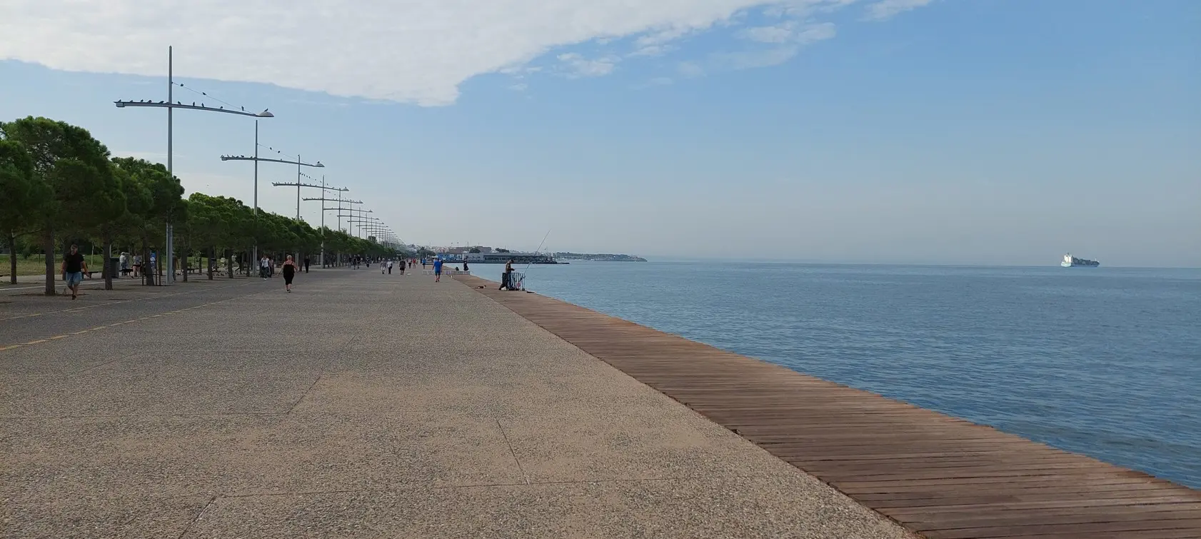 Solunska šetnica tijekom dana po vedrom vremenu