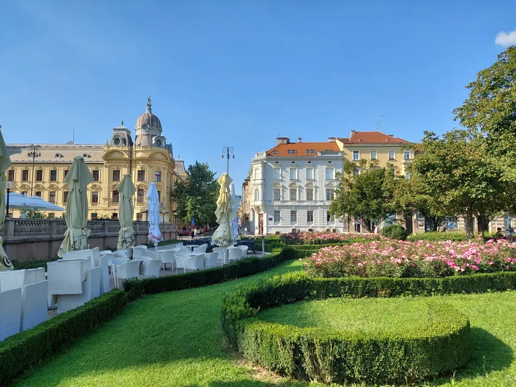 Hotelski vrt u središtu Zagreba