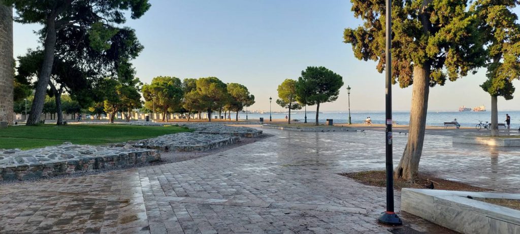 sonniger Tag an der Riviera von Thessaloniki